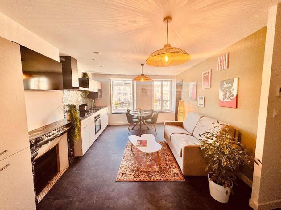 Bella Vita Épinal Extérieur photo